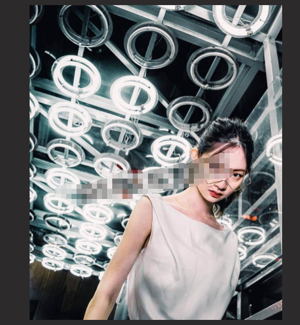 高颜值美腿大三模特 居家与男友私房拍摄 手机内换衣服视频不慎泄露