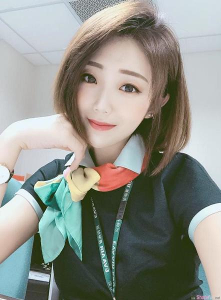 台湾长荣航空最美空姐出轨机长 曾是航空公司招牌
