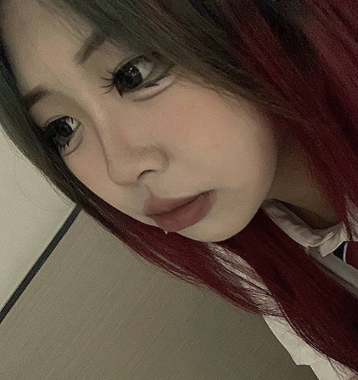 【全网独家】江西赣州精神小妹『钱予凡』强迫学生妹出来