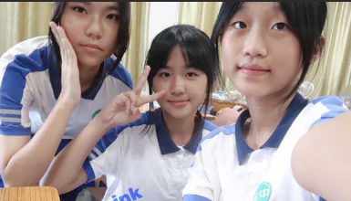 深圳某中学 清纯中学校服妹