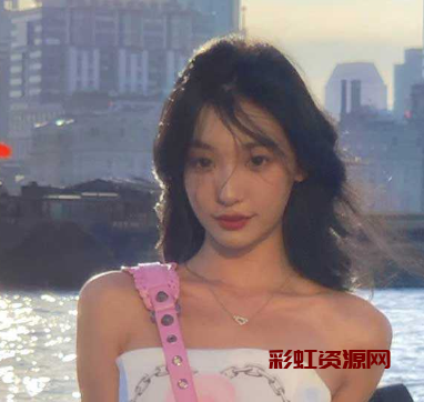 抖音千万粉丝博主易梦玲 7 月 25 号