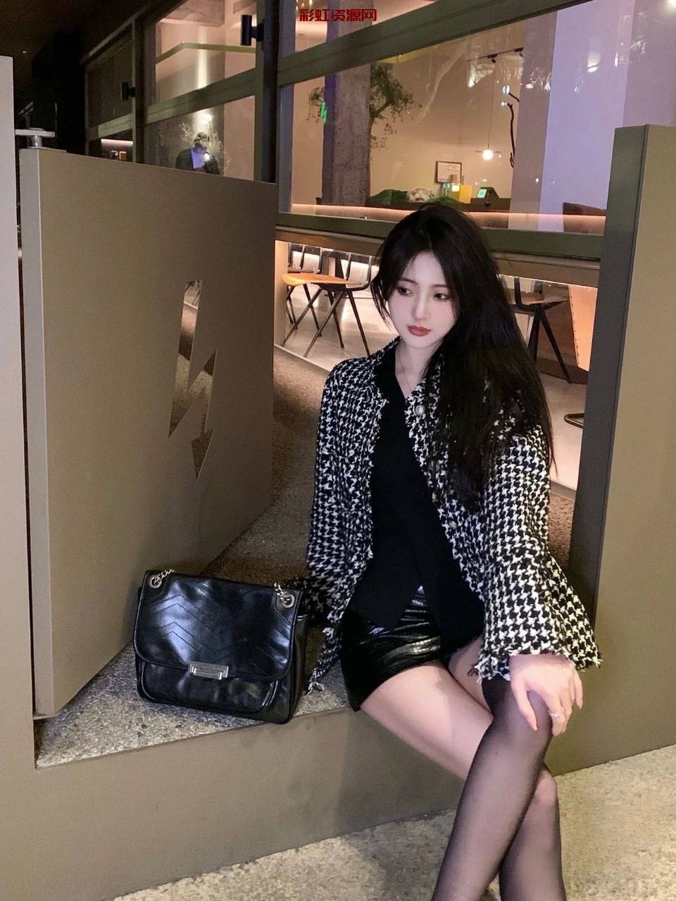 #上海 #静安  模特网红东方婉儿：02年 身高162