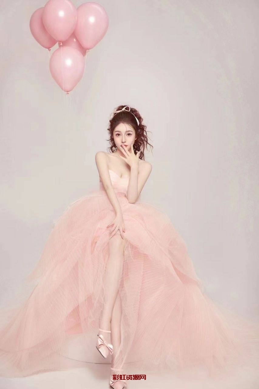 #上海 #静安  模特网红东方婉儿：02年 身高162