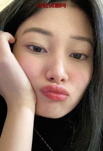 新加坡华人女神黄玲