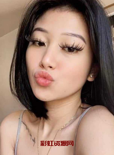 新加坡华人女神黄玲