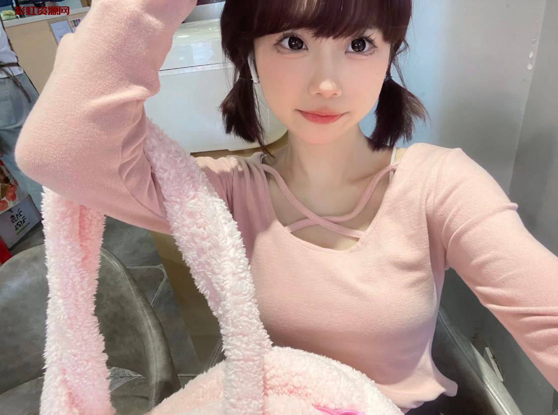 #上海 #普陀  Scarlett ：06年 身高168