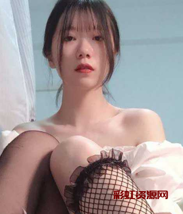 河北涿鹿极品大学生 草莓 被色影师以私房照片要挟