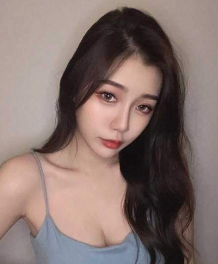 台湾身材样貌都很 nice 的美女 吴欣悦 遭男朋友曝光