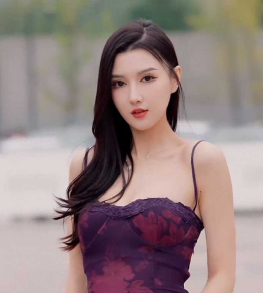 抖音网红 小露娜 极品颜值车模 兼职外围