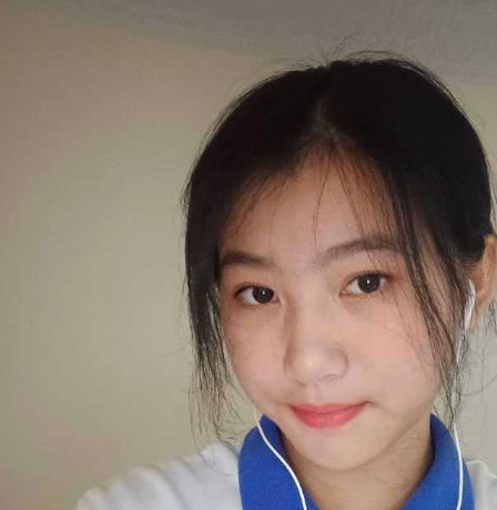 湖南高二学生妹 图图早熟不好好学习 只想跟网友谈恋爱！