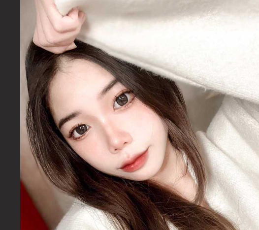 瓜友投稿求助！分享朋友的前任 长相很符合瓜友的口味 分手后就一直在勾搭她