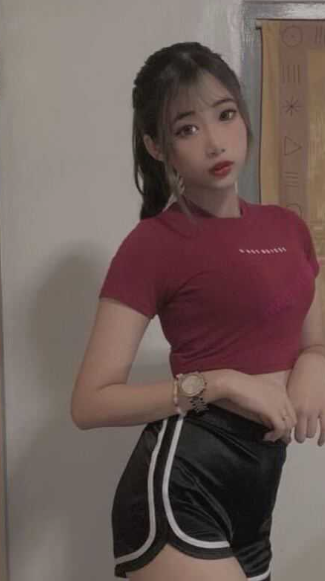 台湾G1眼镜美女想当艺人 被假经纪人忽悠拍摄各种