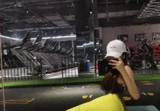00后健身女神 顶级身材
