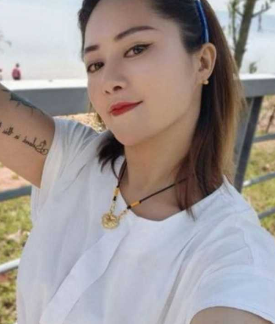 昆明超好的反差少妇 每年定期约旅游打