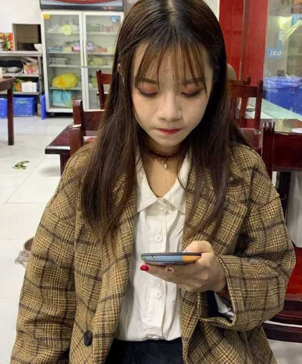 吉林经管学院 反差学妹 胡欣妤