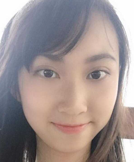 刚上高三的 超嫩学生妹 给男友