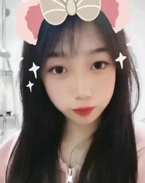 反差白嫩女友 和