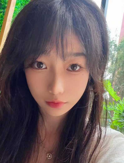 反差白嫩女友 和
