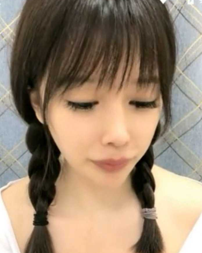 高颜值美少女