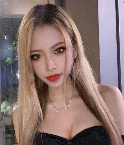 台湾IG网红极品美女 和男友
