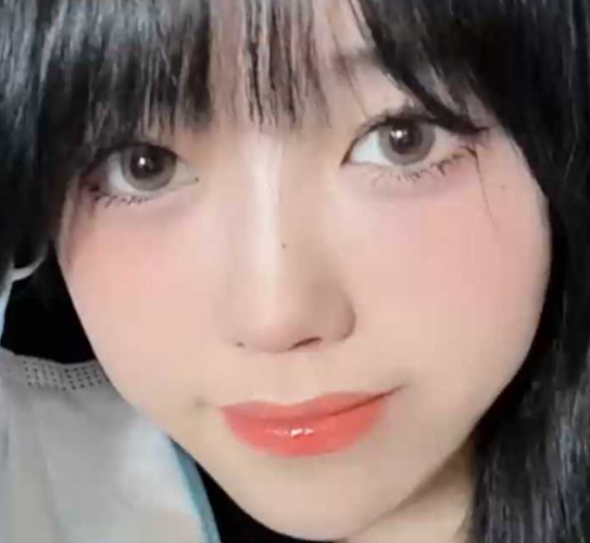 极品00后嫩模 1瓶 纯欲反差1