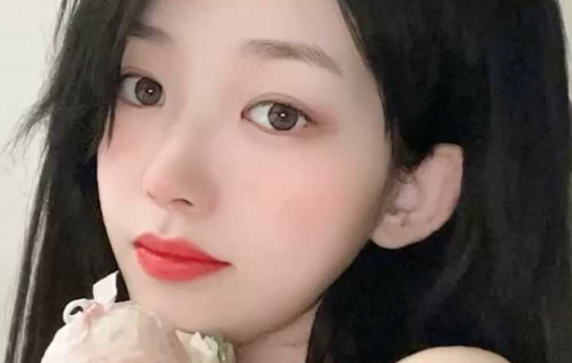 极品00后嫩模 1瓶 纯欲反差1