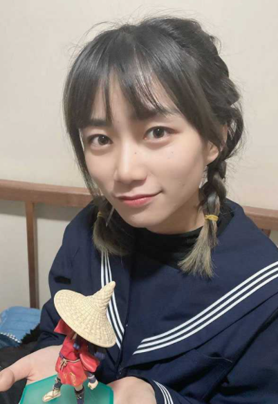 反差前女友！外表清纯无比的眼镜娘前女友 实则非常喜欢穿着制服丝袜