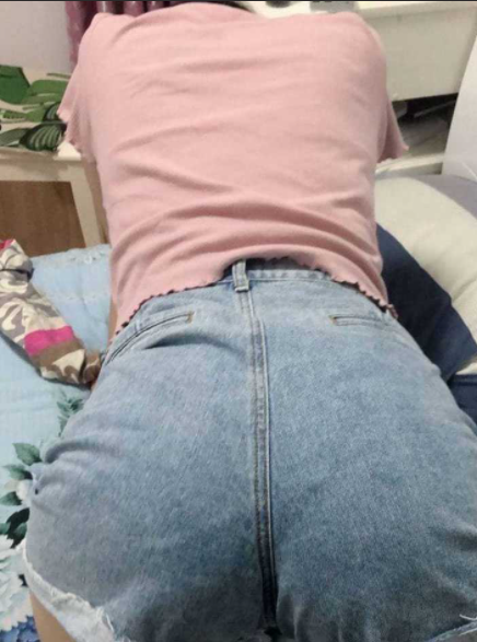 辽宁大连理工大学 关欣瑶
