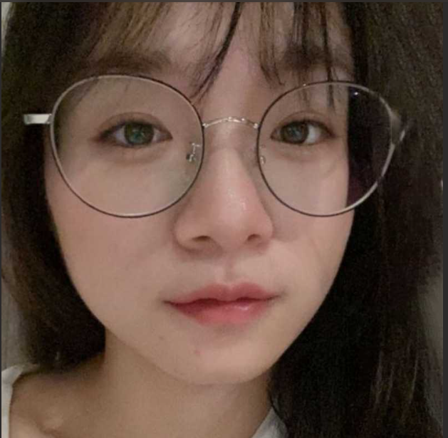 台湾清纯眼镜学姐 吴嘉嘉