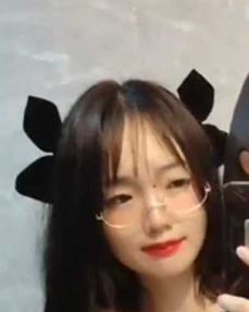 推特反差萝莉小凌兔子 甜美性感的极品福利姬 眼睛大颜值高