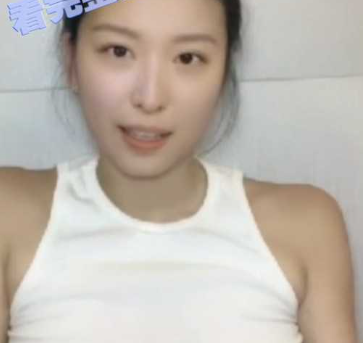极品清纯气质女神蜜桃淳