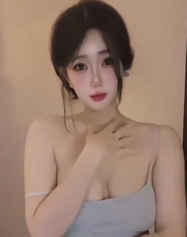 花椒极品御姐风网红 懒洋洋大人 前凸后翘绝美身材