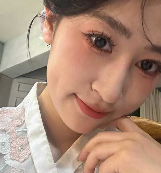 大连民族大学 朝鲜族美女孟欣 被