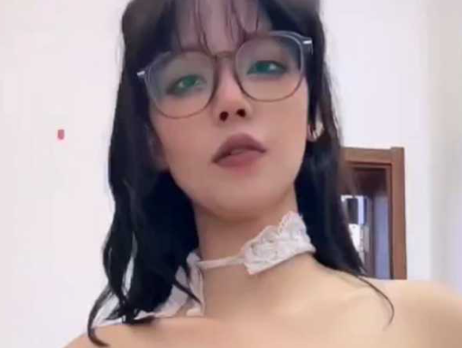 极品萝莉女主播 墨迹 反差眼镜少女嫩妹 高颜值身材顶级