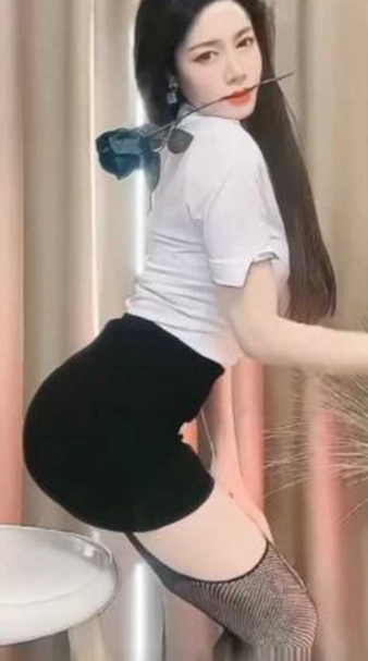 抖音长腿御姐 小微微 1黑丝