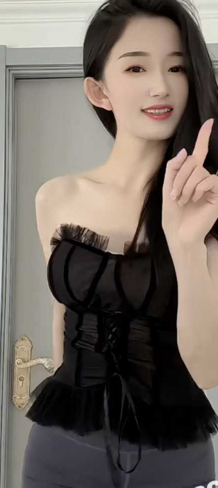 快手舞蹈女主播 小爽爽 紧身瑜伽裤