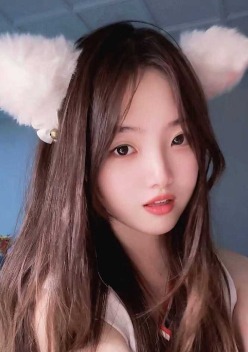 重庆邮电大学反差学生妹 陈雯莉
