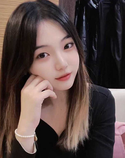 重庆邮电大学反差学生妹 陈雯莉