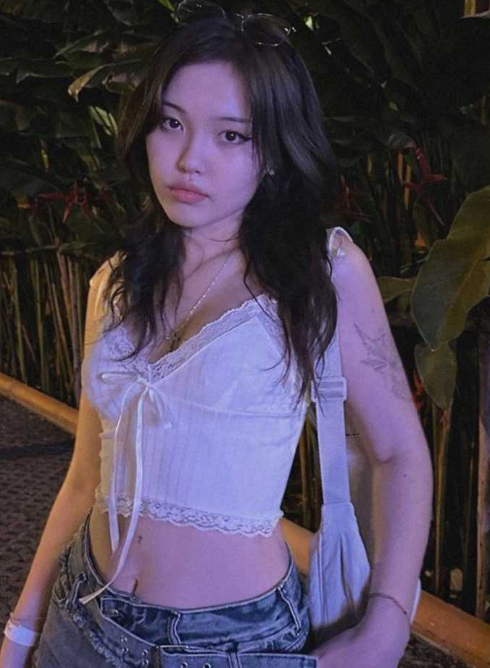 北京三里屯太古里 高颜值健身美女 李卓莹