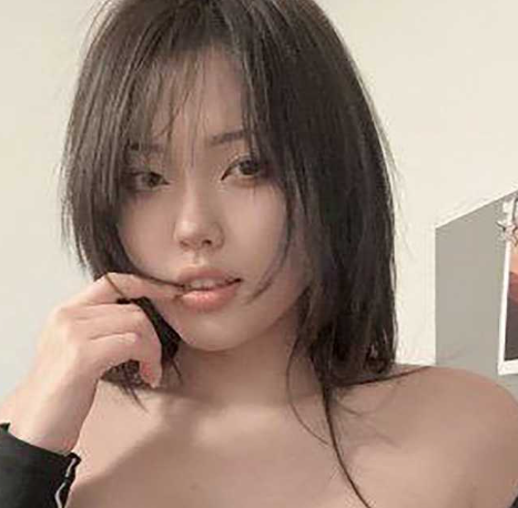 北京三里屯太古里 高颜值健身美女 李卓莹