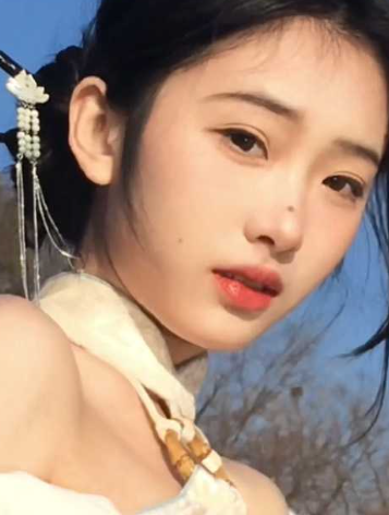 推特大神拿下抖音最美国风网红七贰陆