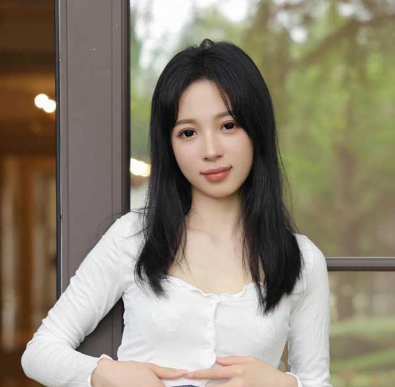 清纯甜美小女神糖豆 三点私拍