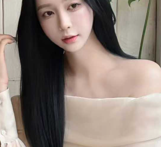 叛逆反差嫩妹 许美欣 视频 乖乖女身穿学生装连衣裙