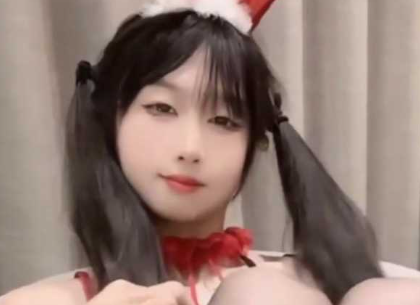 抖音32.3万粉网红小喵神 定制露脸性感私拍 冰肌玉骨勾人心神 清纯颜值唯美至极