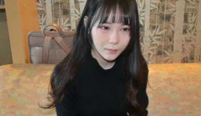 韩国美女超清纯私拍 身材苗条小脸微红