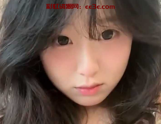 成都第三十六中学女神 陈欣桐 进军国外