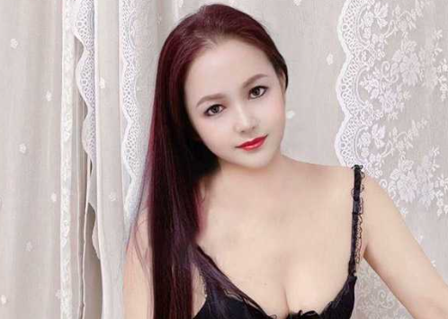 河北少妇上官雨晨 极品身材尤物 红衣白丝