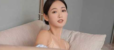 每日大赛之【黑丝空姐】 第二弹 欢迎各大网友来评审投稿