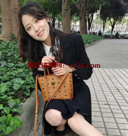 南京大学艺术学院大三 杨豆豆